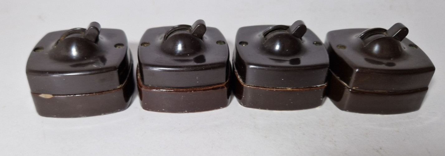 VINTAGE VITREOUS CERAMIC BAKELITE TOGGLE LIGHT SWITCH – BRITMAC LITTLE BRITON