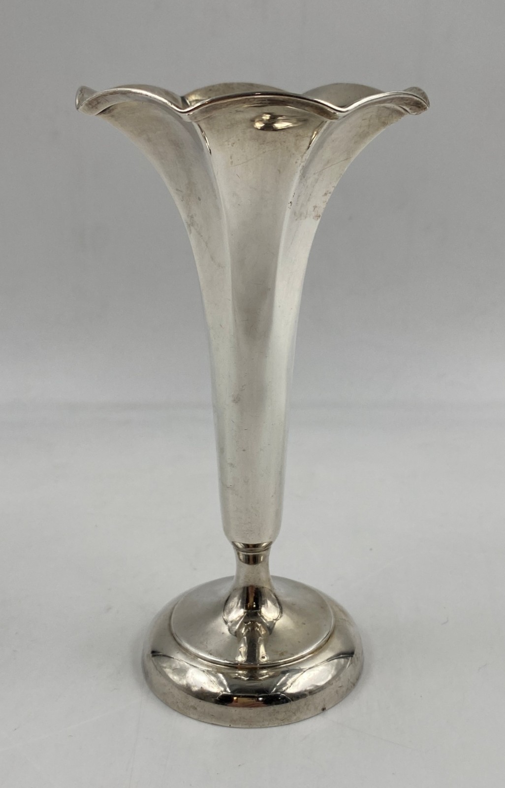 Antique Tiffany Sterling Trumpet Bud Vase #18286 6 Inch Weighted 193g No Monos