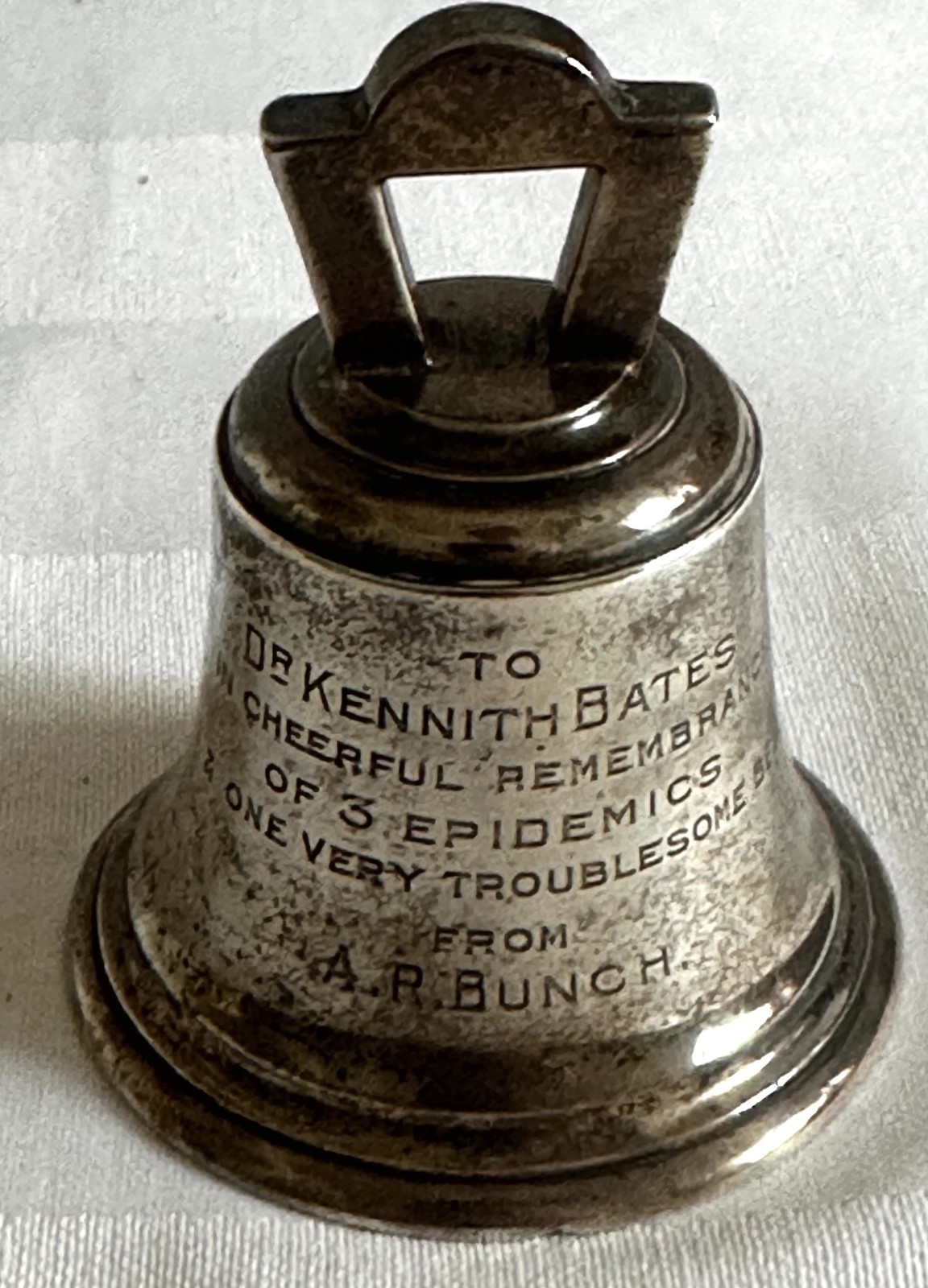 Solid Silver Table Bell GW London Date Mark 1926 Weighs 133g Pretty
