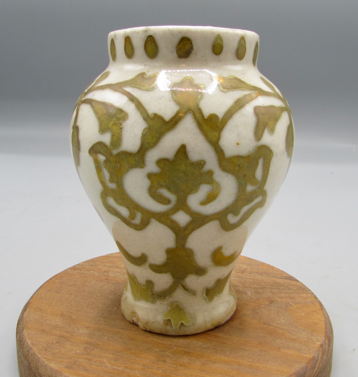Provenance Unknown Suspect China Yellow-Glazed Vase 5 Inch Tall 2 Inch Wide @ Ba
