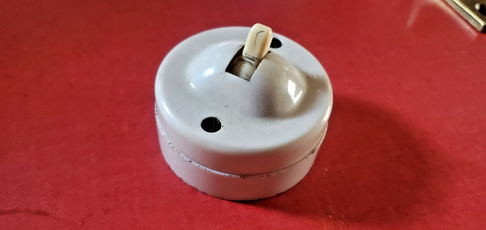 Vintage 1930s WG White Dolly Light Switch