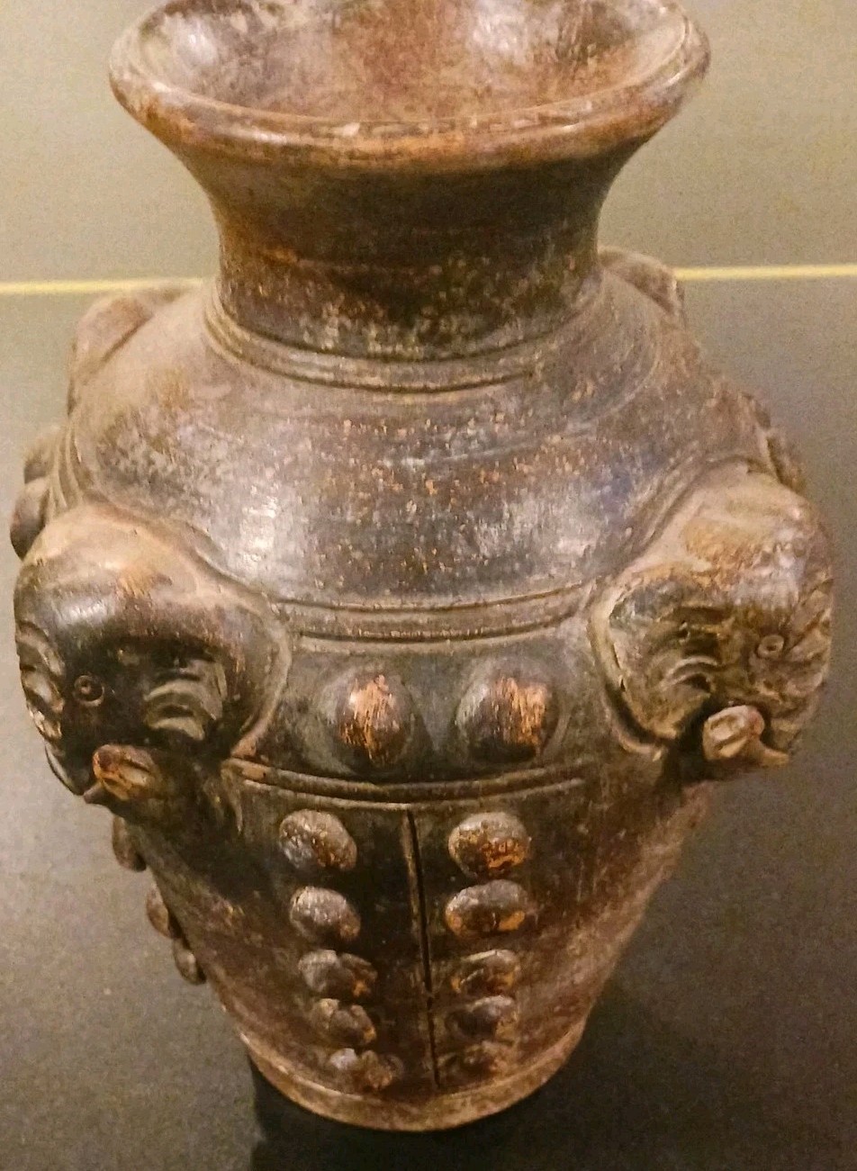 Vintage Asian 9.5in Tall Elephant Vase Thai Rhyton Ceramic Pottery Thailand