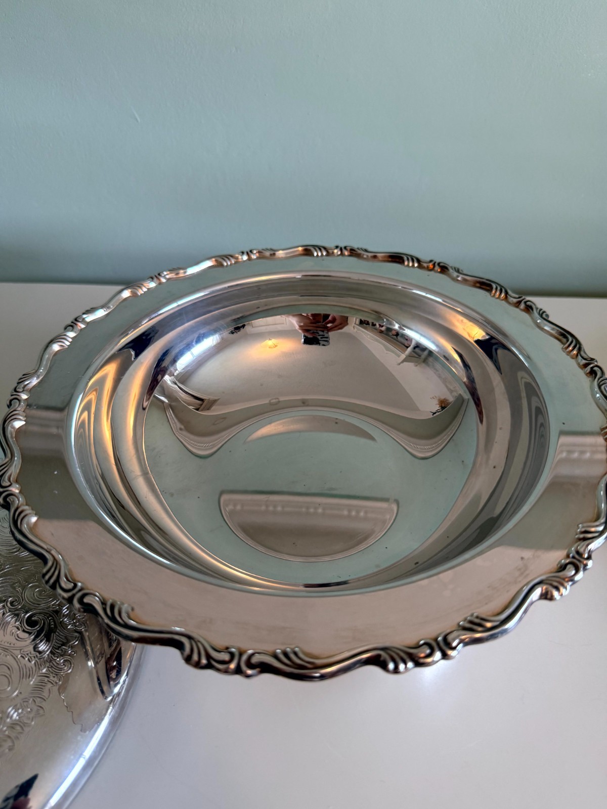 Oneida Silver-Plated William A Rogers Line Serving Bowl With Lid