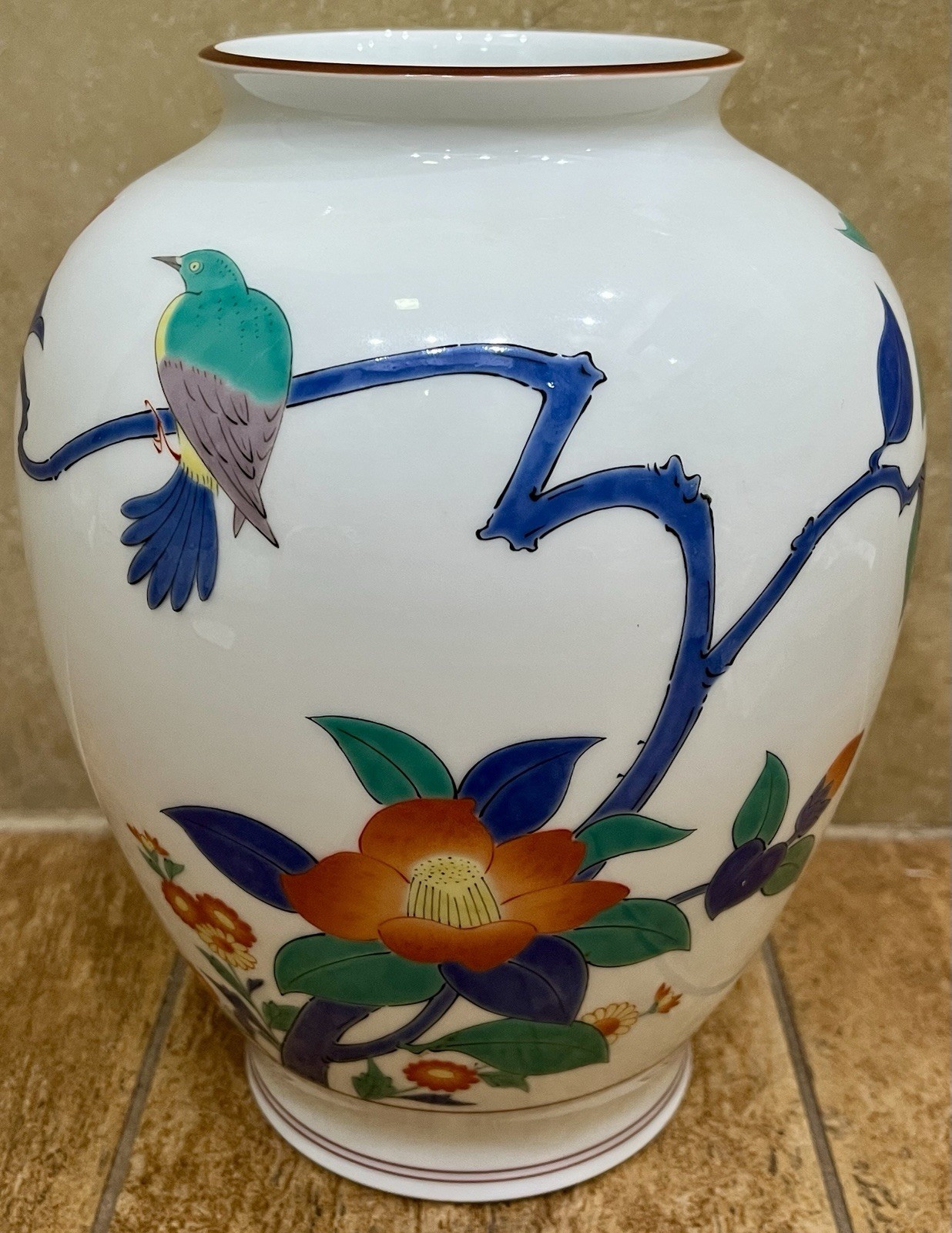 Vtg Japanese 1982 Koransha Sakaida Kakiemon XIII Spring Porcelain Vase – Signed