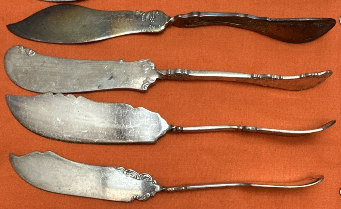 14 Pcs Antique to VIntage Silverplated TWIST HANDLED BUTTER SPREADER KNIVES