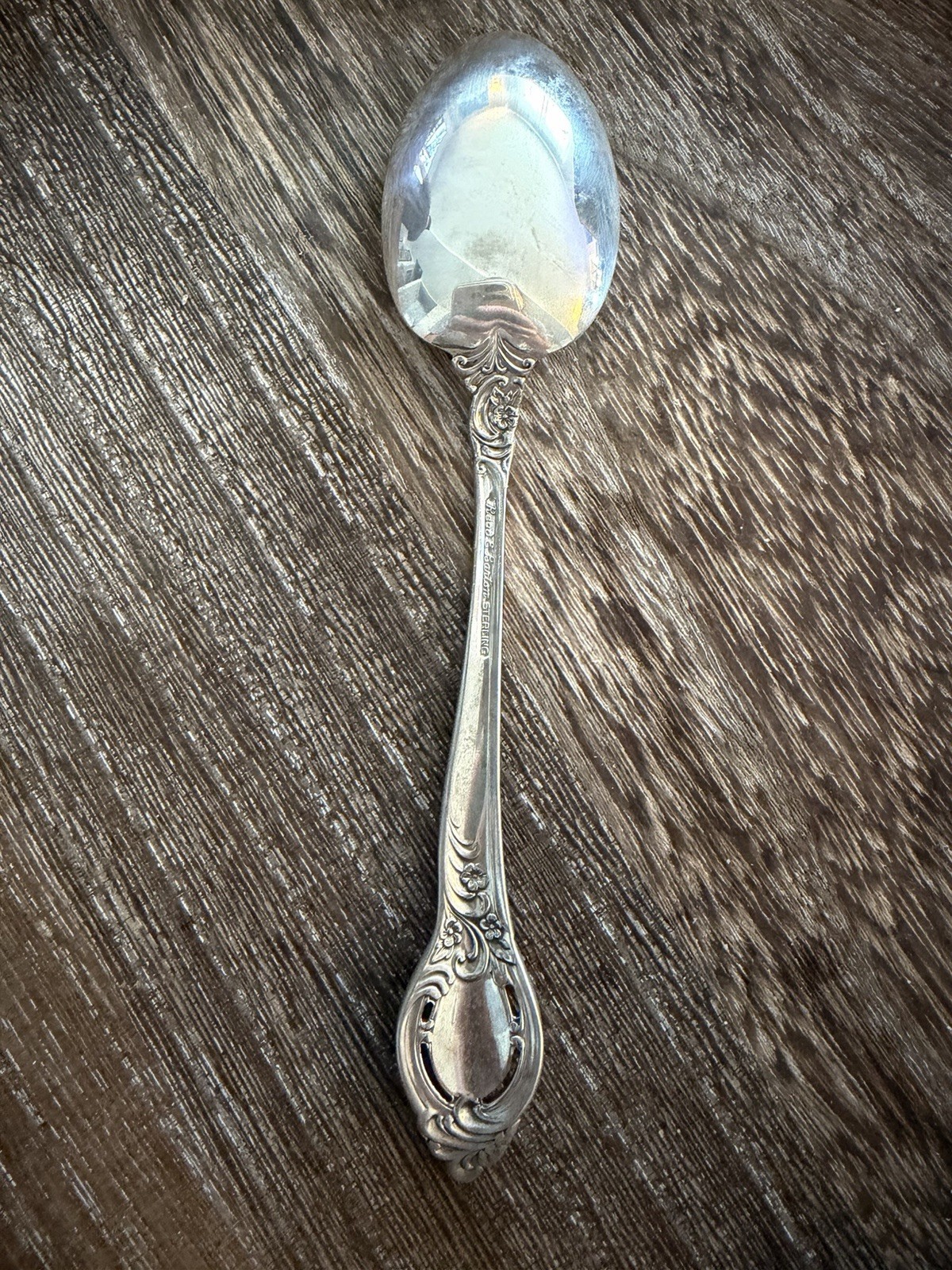 Reed & Barton Cameo Pattern Sterling Silver Sugar Spoon 6” 35g