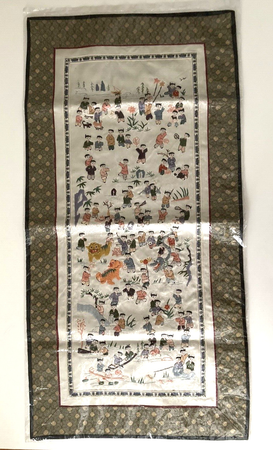 Chinese Silk Embroidery “100 Happy Children” 25 3/4″ x 12 3/4″