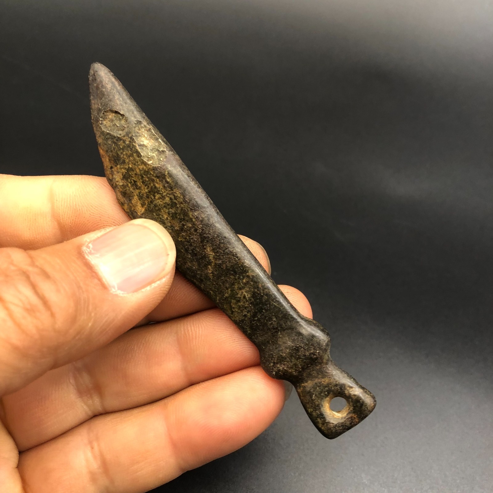 Old HongShan Culture Hetian Jade Hand-Carved knife Amulet Pendant,D198