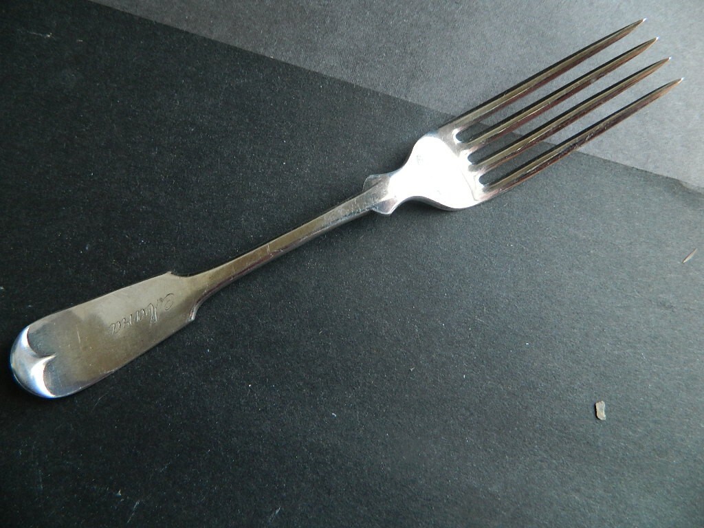 8 1/2 ” SILVER PLATE FORK MONOGRAMED ‘MARIA’