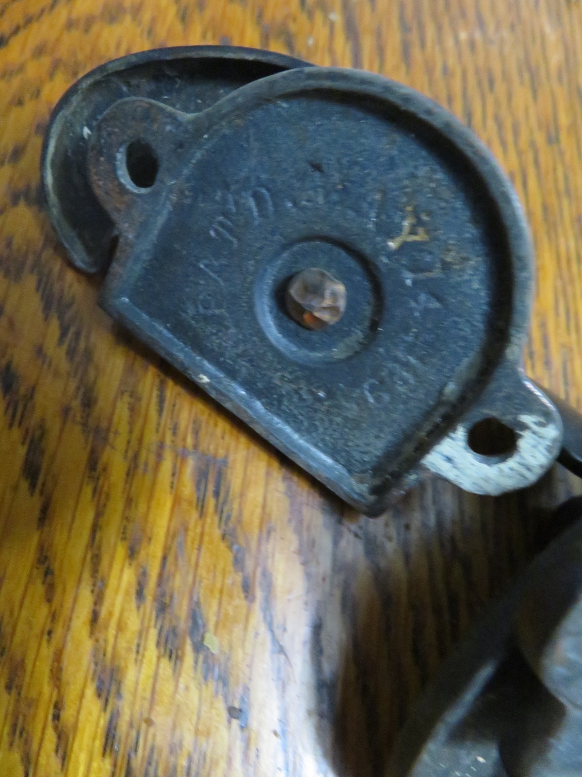 5 Antique Window Sash Locks Includes Screws Salvaged From 1900s House