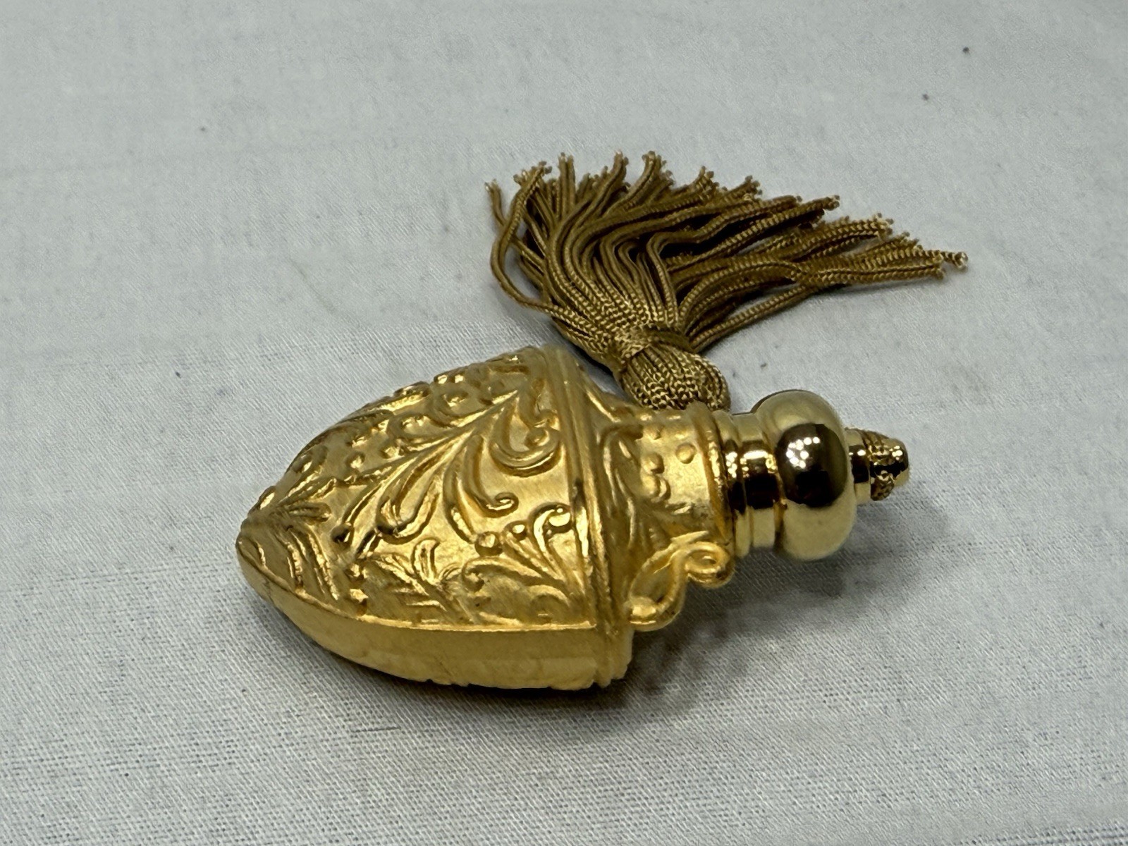 Victorian Art Nouveau Gilt Perfume Bottle Vial w/tassel Renaissance Goth Urn