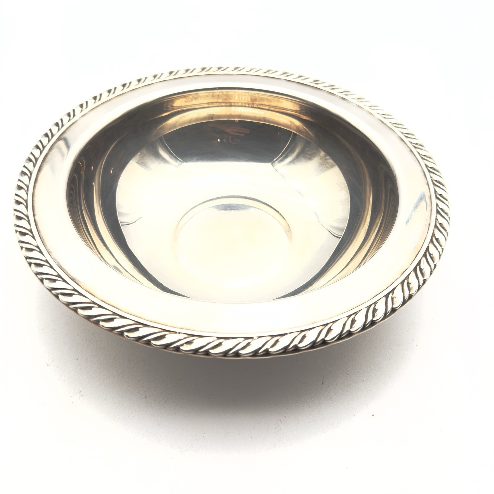 Vintage Wm A ROGERS Heavy Silver Plate 11″D Serving Bowl w Classic Beaded Rim