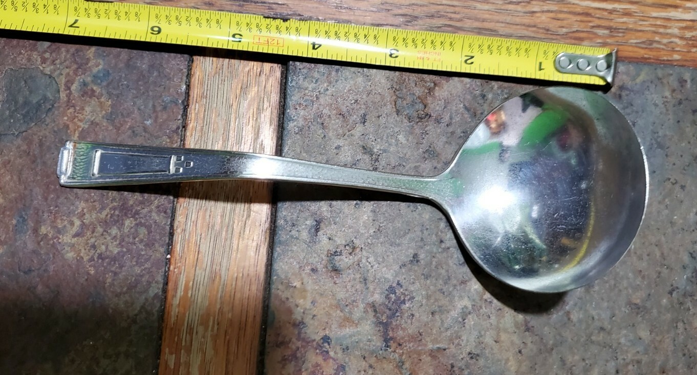 ✅ MONROE SILVER CO VINTAGE c1930 SEVILLA SILVERPLATED DISTRESSED GRAVY 🤎 LADLE