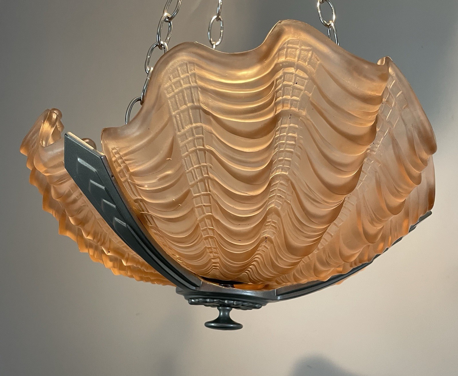 Art Deco Satin Pink Clam Shell Glass Plafonier Ceiling Light Shade