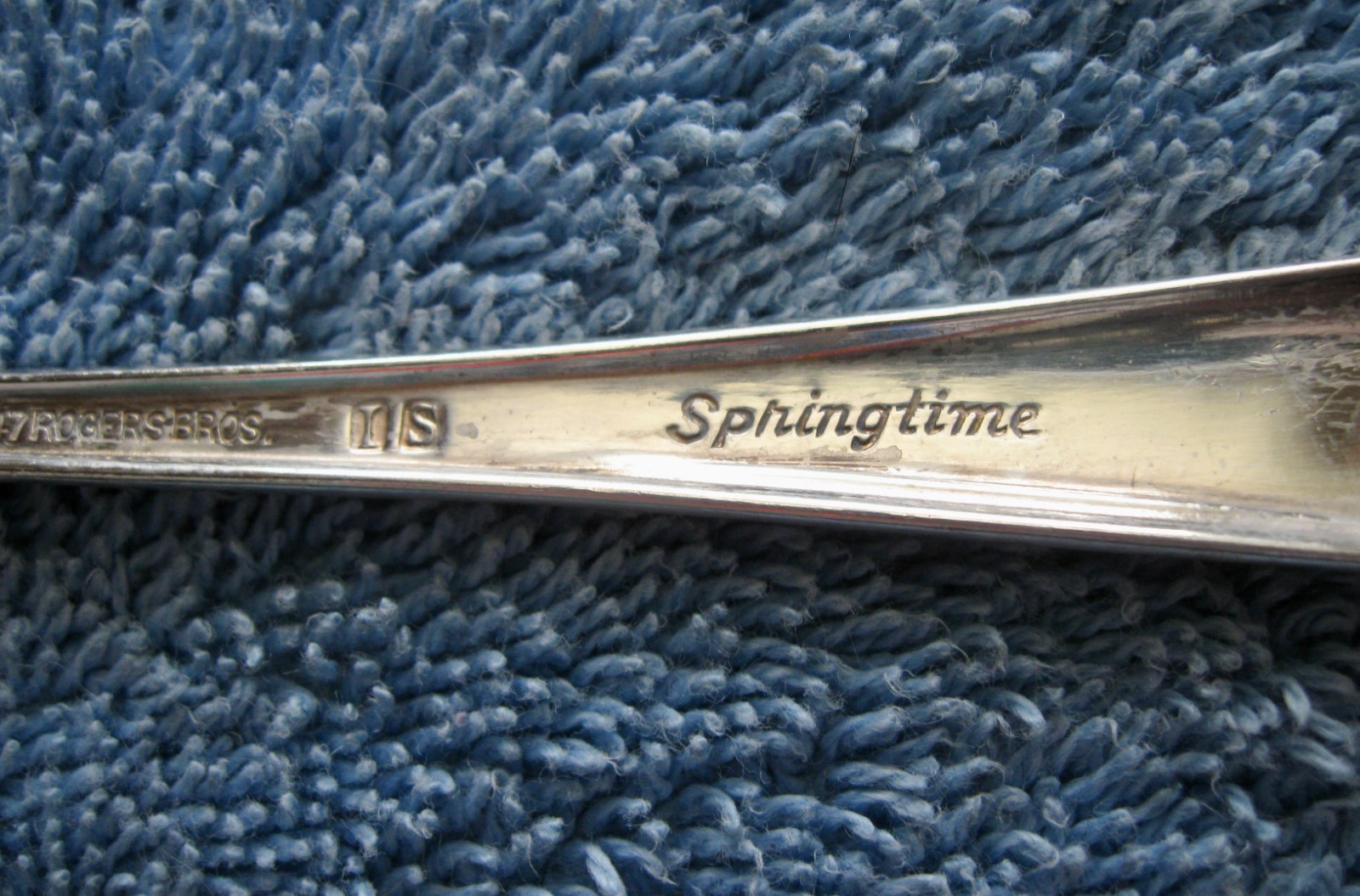 1847 Rogers Bros Silverplate SPRINGTIME Cheese Serving Knife Spreader 6″