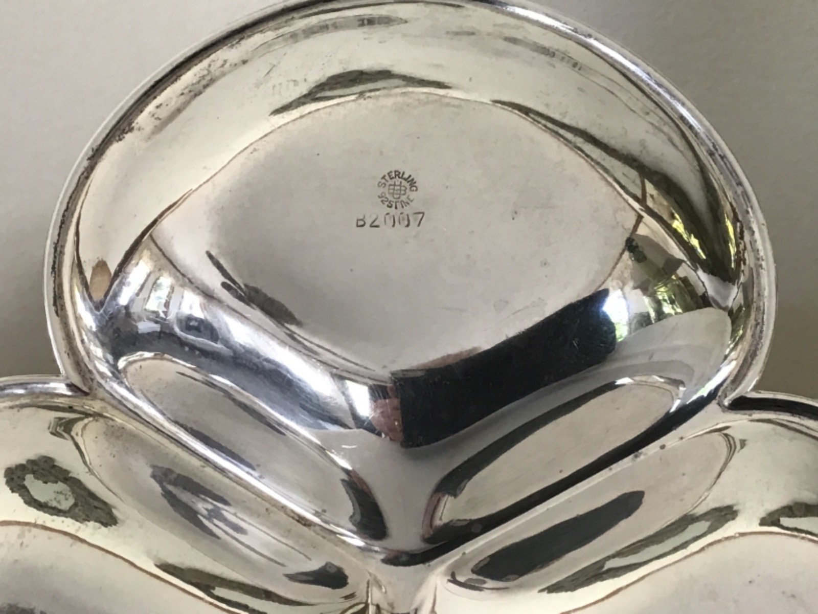 Unger Brothers Sterling Silver Small 3 Part Dish with Handle B2007 6″ Across