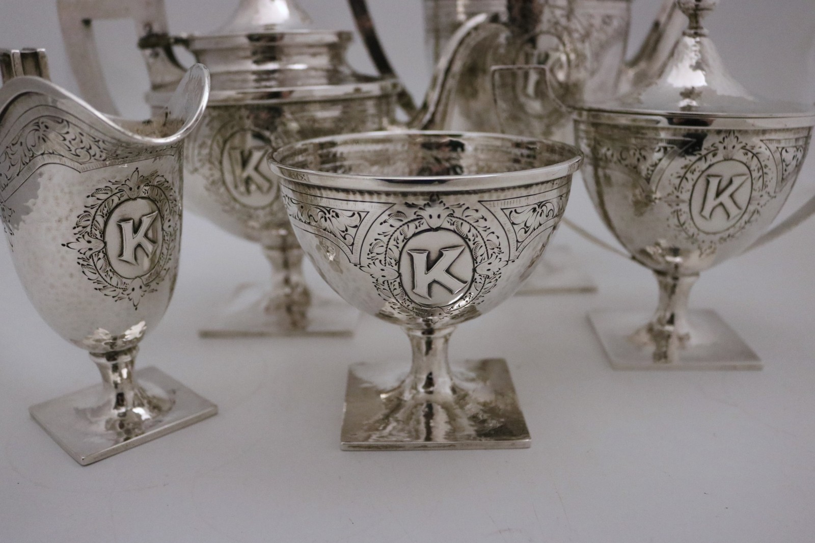 Baltimore Schofield Tudor Corinthian Hammered Sterling Tea Coffee Set 64 ozt