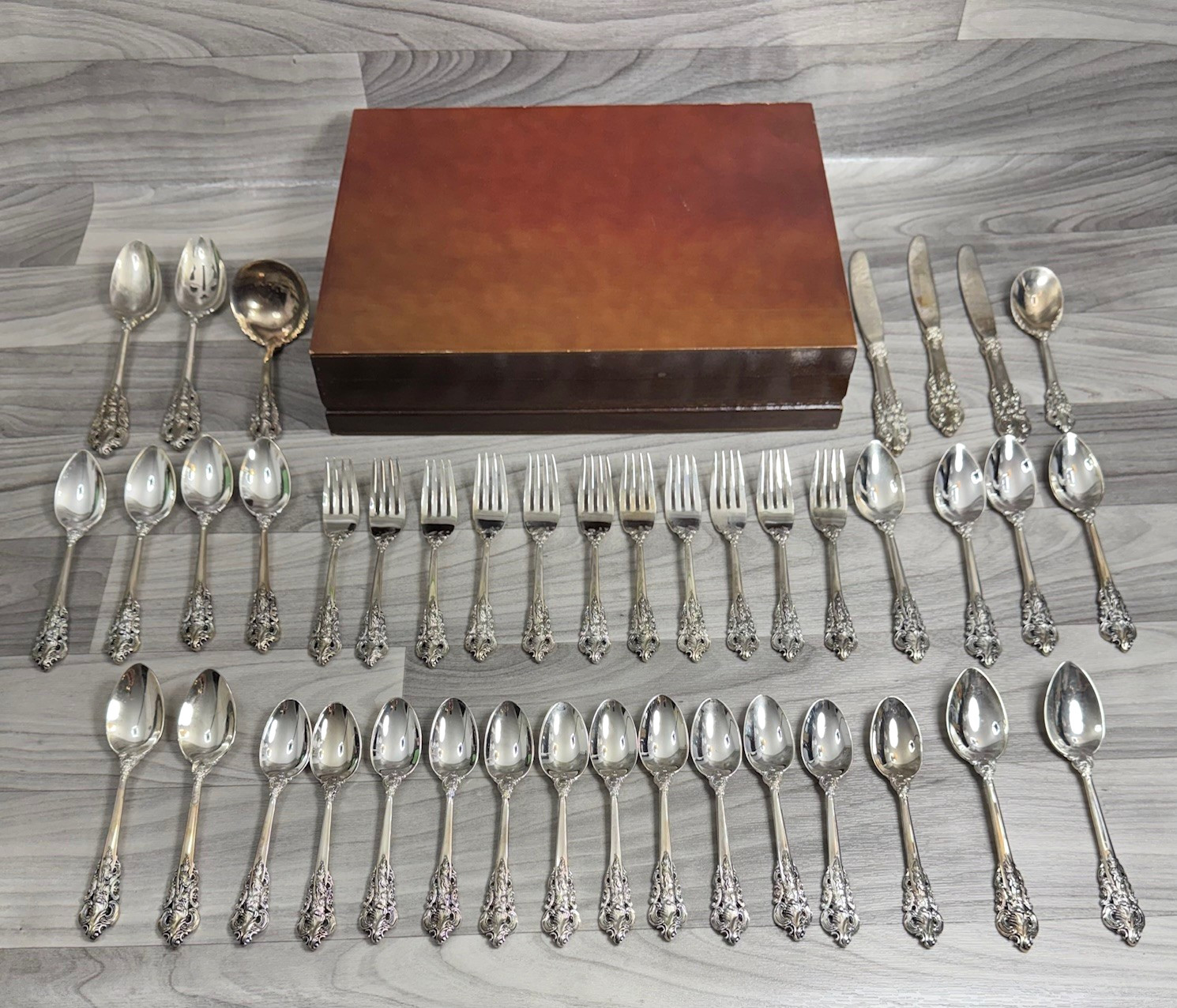 VINTAGE BAROQUE BY GODINGER SILVER PLATED 42 PIECE FLATWARE PARTIAL SET LOT