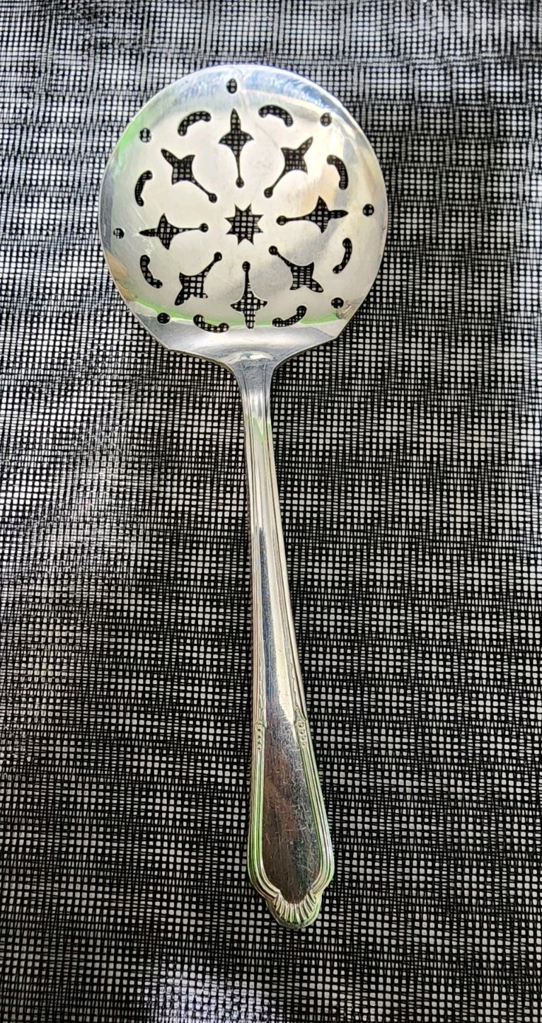 ✅️ WM ROGERS ART DECO c1934 LAUREL AKA HELENE PTRN SILVERPLATED TOMATO SERVER🍅