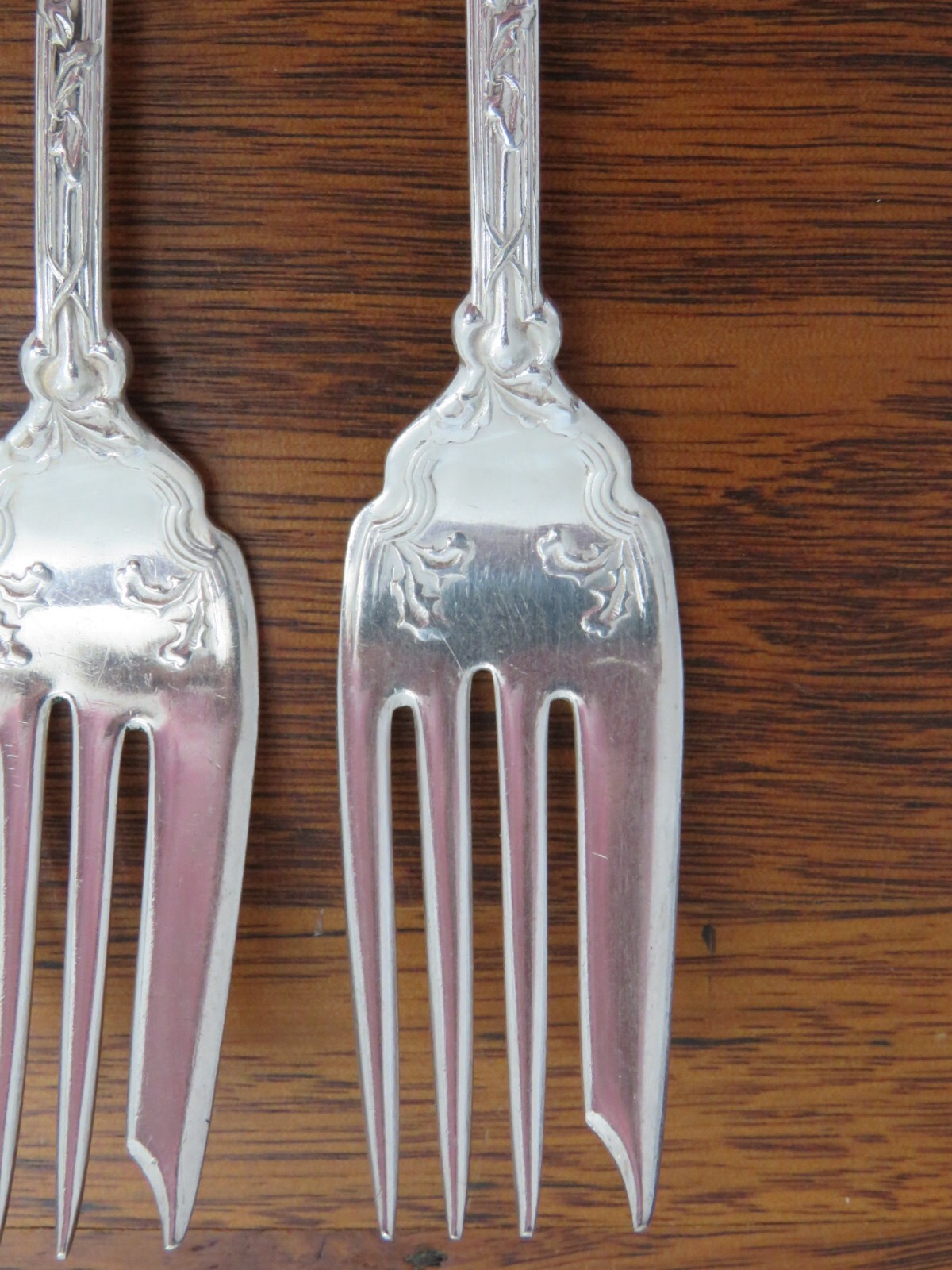 Antique Salad Pie Dessert Forks Silverplate Royal Oak 1906 E.H.H. Smith Set of 6