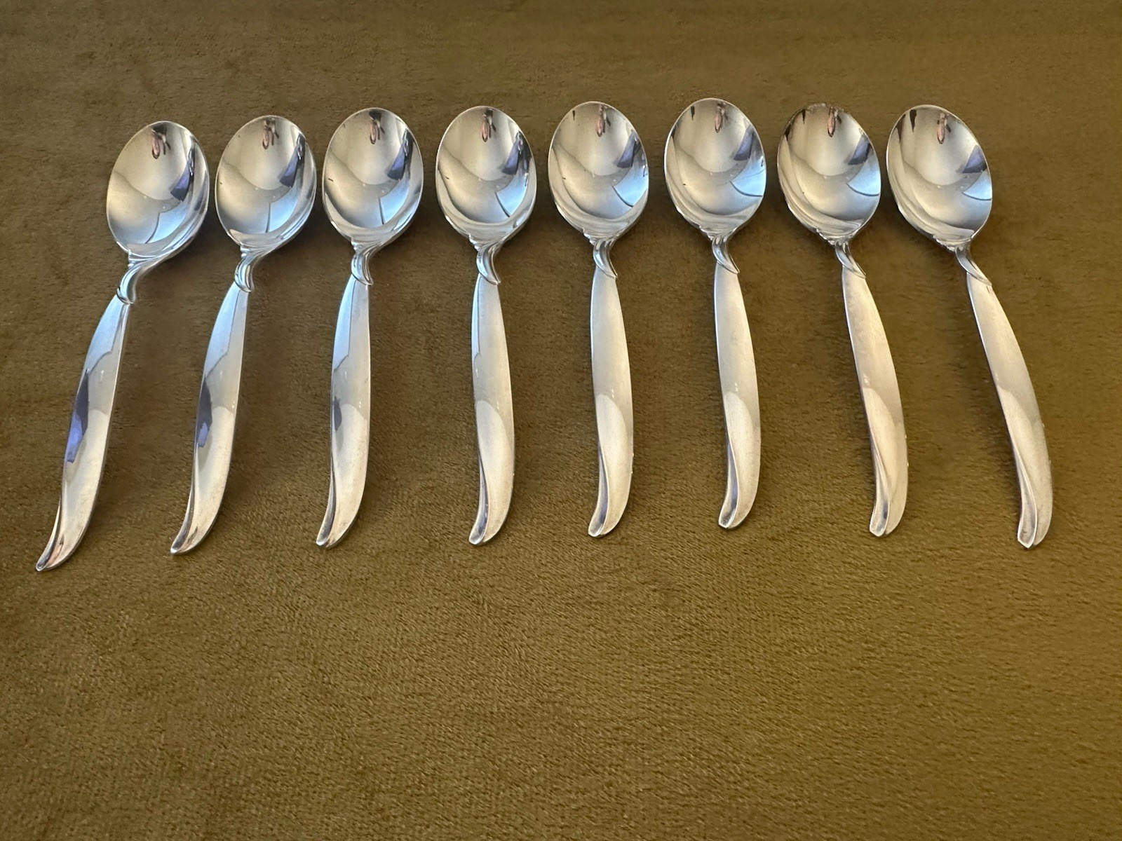 (8) International Silver 1847 Rogers Bros FLAIR Silverplate TEASPOONS 1956