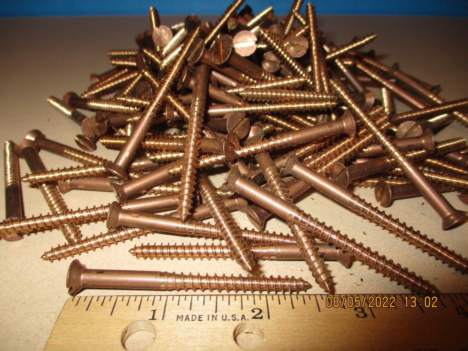 21 VINTAGE NOS, SOLID BRONZE WOOD SCREWS WITH REG SLOTTED FLAT HEAD 2 1/2 ” x #9
