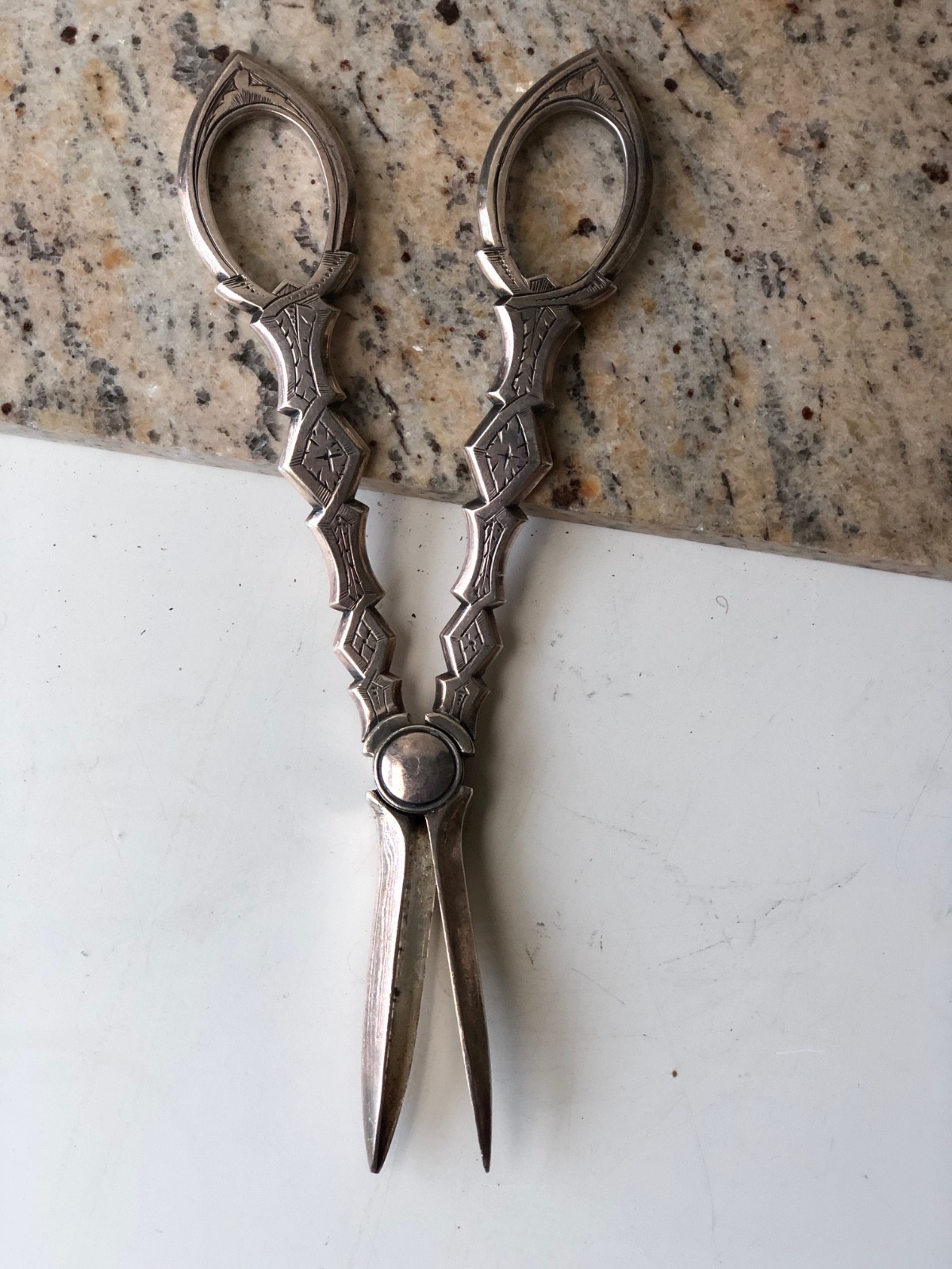Elegant Vintage or Antique 7″ Silver Plate Grape Shears / Scissors
