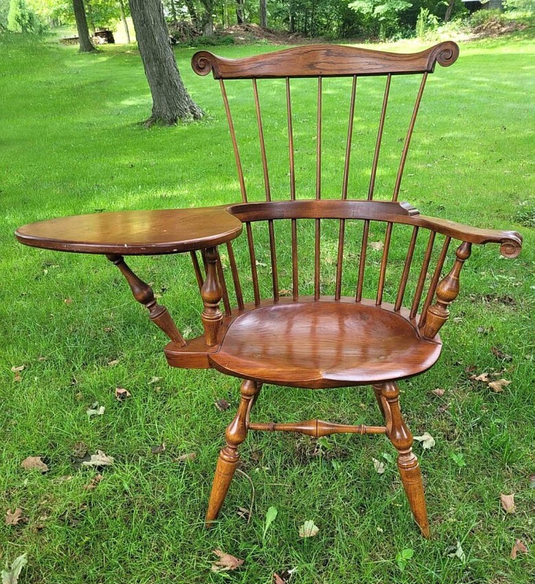 Vintage D. R. Dimes small size writing arm Windsor chair. Similar in proportions