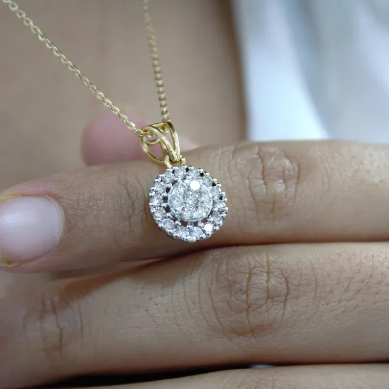 1.5Ct Round Cut Lab Created Diamond Women Flower Pendant 14K Yellow Gold Plated