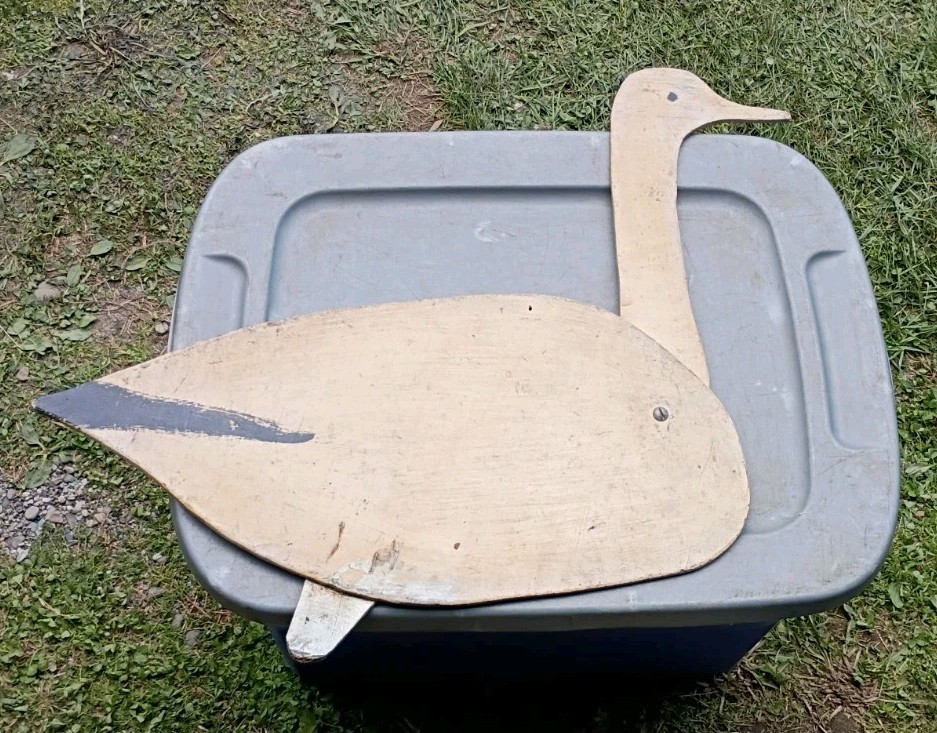 Primitive Vintage Antique Folding Painted Wood Snow Goose Duck Decoy ~10.5×24″