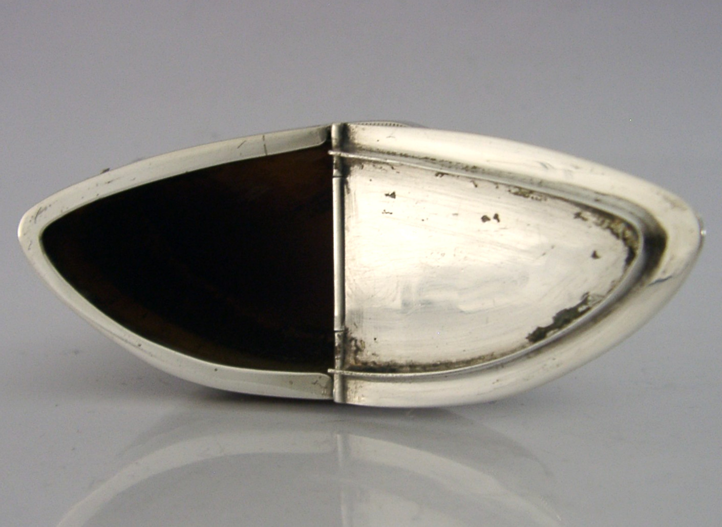 GEORGIAN STERLING SILVER STAG DEER HOOF SNUFF BOX c1800 ANTIQUE