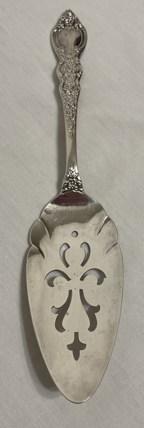 Vintage International Silver Company Cake/Pie Server Silver Plate 10-1/4 Inches