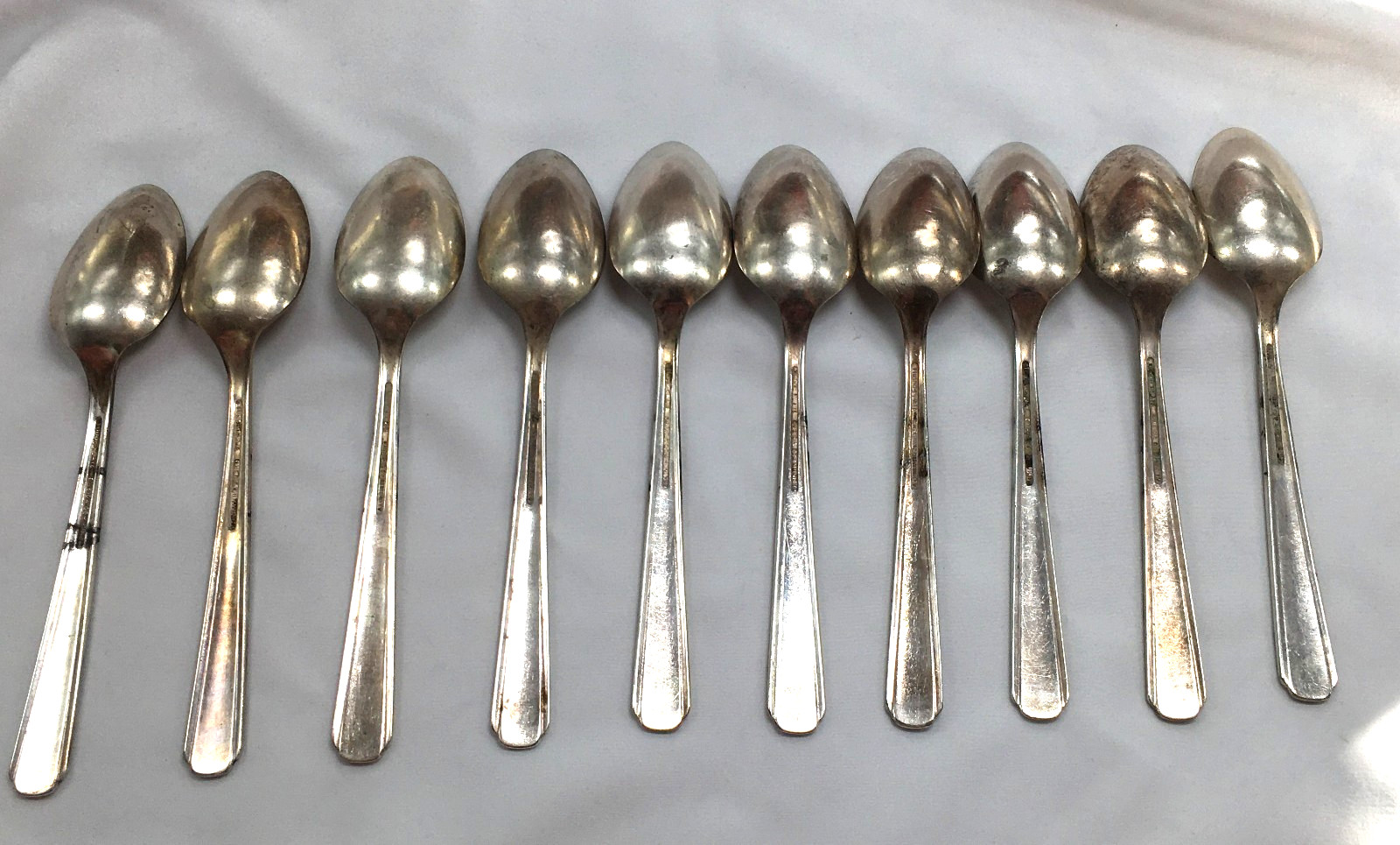 50 Pieces Tudor Plate Oneida Community 1926 Elaine pattern Art Deco Flatware