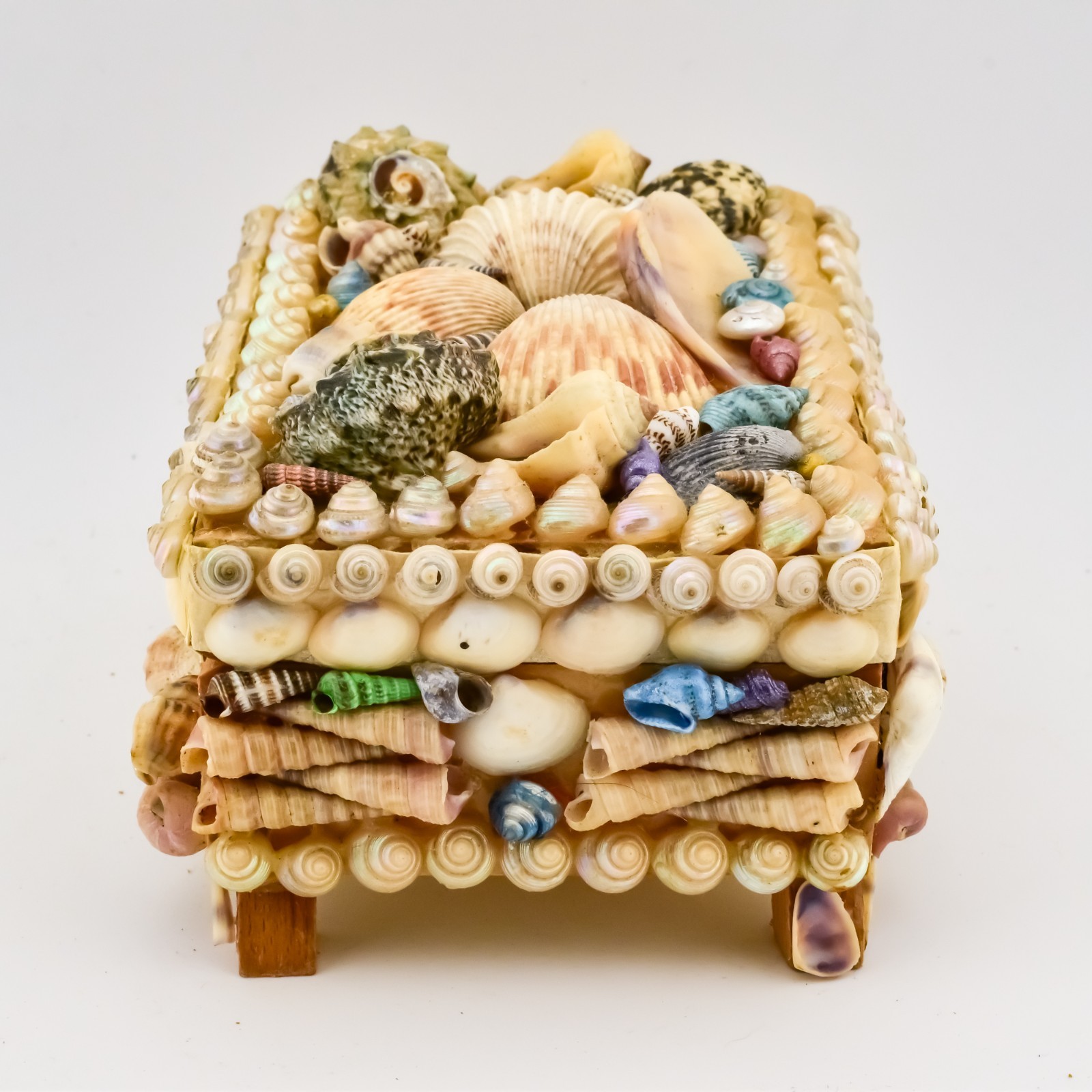 Victorian Era French Shellwork Jewelry Coffin Box Dyed Shells Sailor’s Valentine