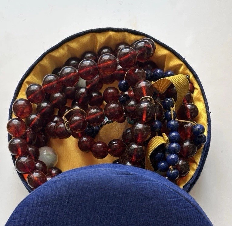 Qing Dynasty Court Natural Amber Chao Zhu Necklace W/ Box 108 Amber12mm Beads