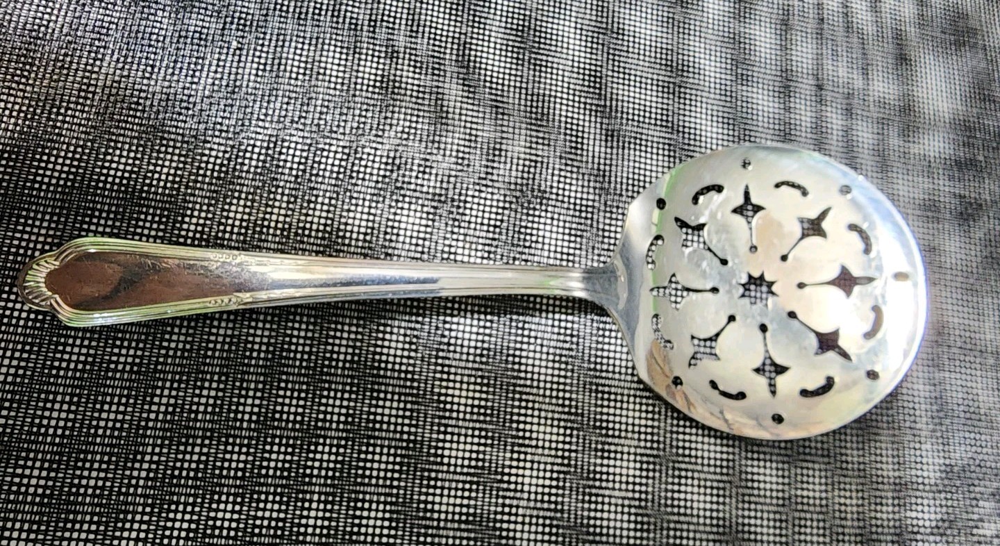 ✅️ WM ROGERS ART DECO c1934 LAUREL AKA HELENE PTRN SILVERPLATED TOMATO SERVER🍅