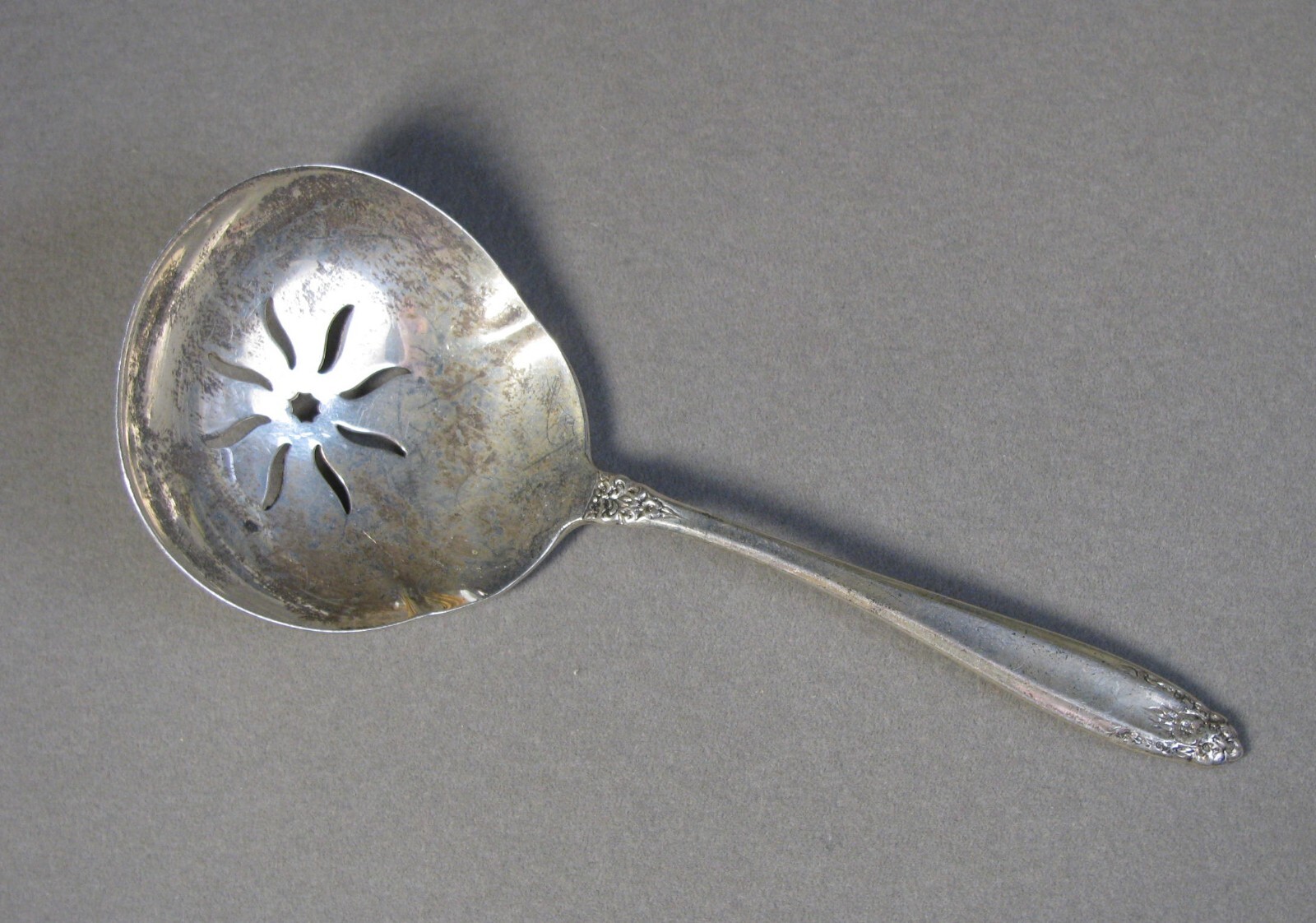 ANTIQUE Sterling Silver INTERNATIONAL PRELUDE Nut Spoon 24.2g #J3853