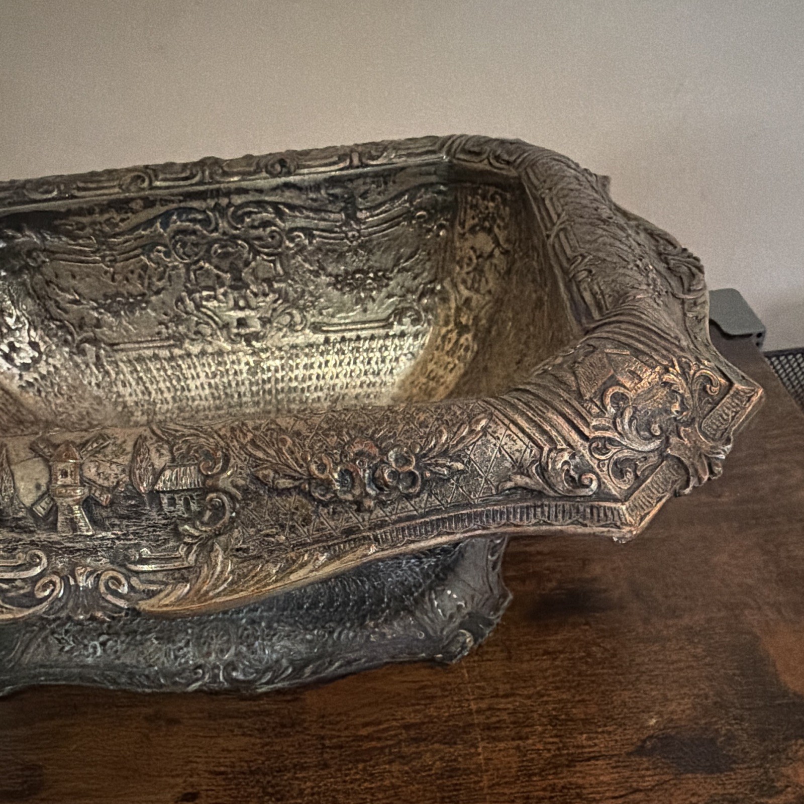 EPNS Silverplate Rococo Floral Rectangular Footed Pedestal Bowl Centerpiece