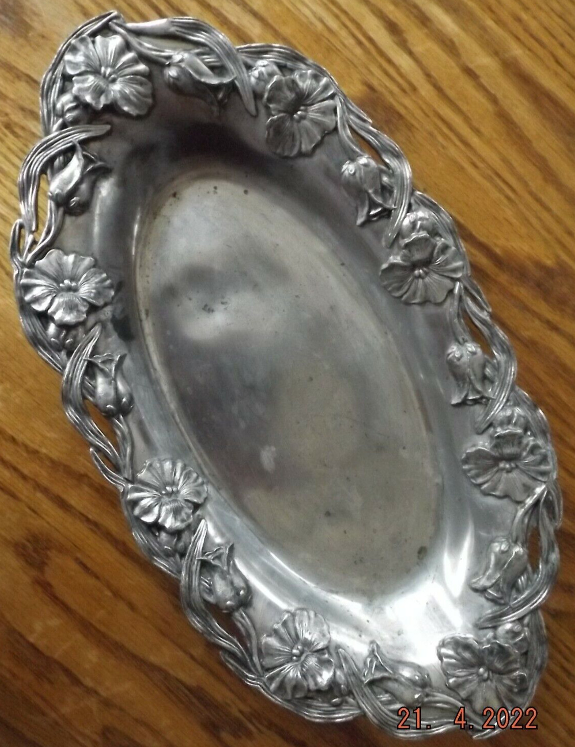 Old WILLIAM ROGERS 504 Quadruple New York NY Silver Plate Floral Oval Plate Dish