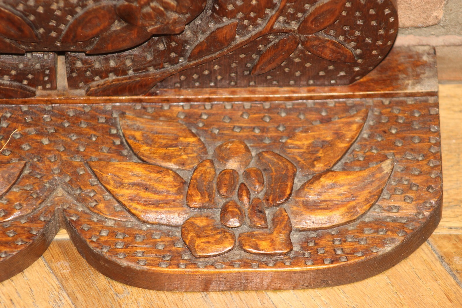Vintage Boho Wood Frame Carved Roses Vanity Stand Dresser Top Swivel Mirror Pic
