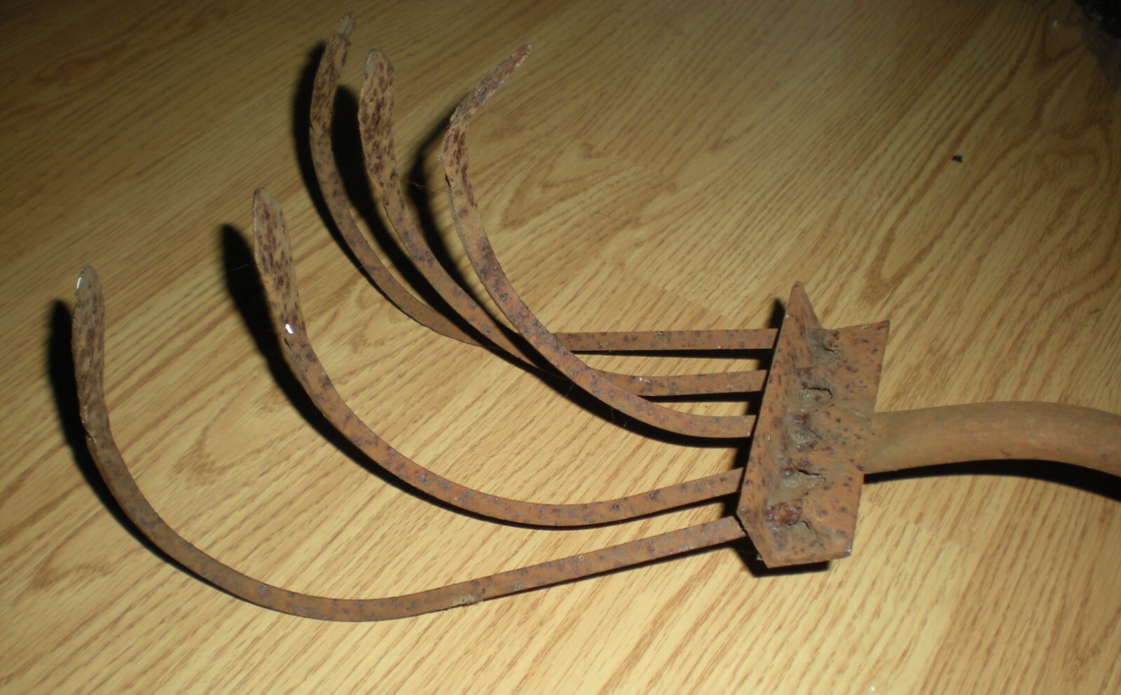 Vintage Antique Farm Garden Tool Cultivator 5 Tine Prong Hoe Claw w Handle 63″