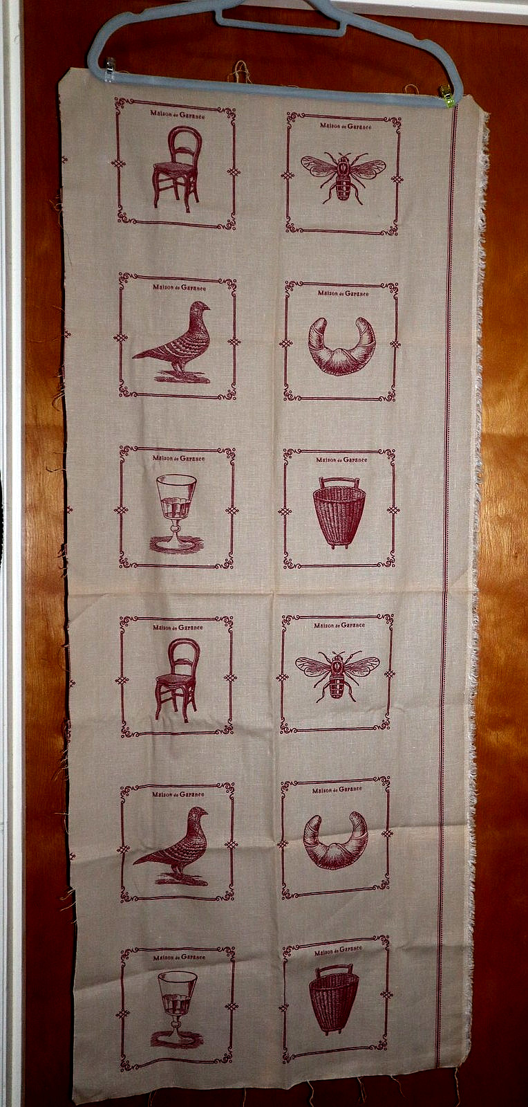20″x48″ MAISON GARANCE LINEN Fabric Bee, Victorian Chair, Croissant, Beige Red