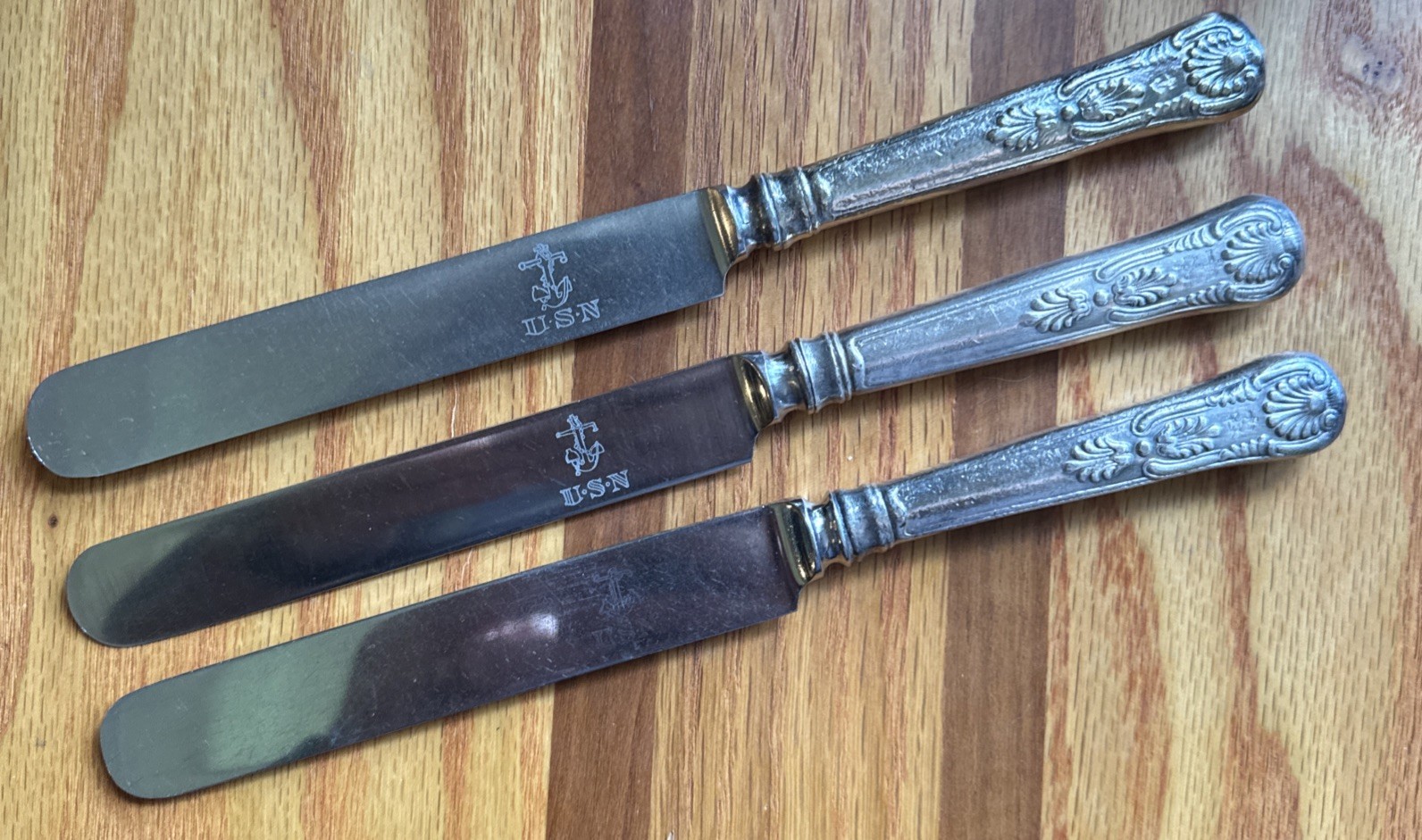 Lot Of 3 U.S. NAVY KINGS Pattern Insico 9 5/8″ KNIVES USN ANCHOR Stainless Blade