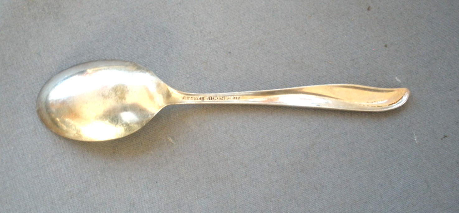 Silverware 39 piece set by Supreme Silver Plate Co. All same rare pattern. Nice