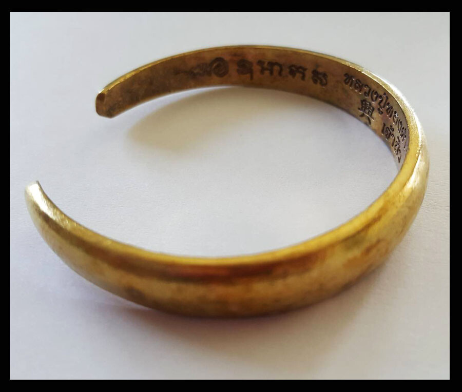Thai Amulet Charming Top Bracelet Gold Brass Protection & Wealth By Lp Thong Dum