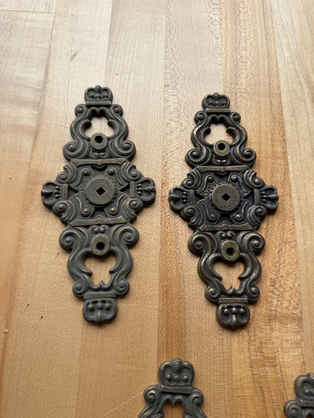Vintage Hyer Ornate Brass Cabinet Face Plate Lot of 19