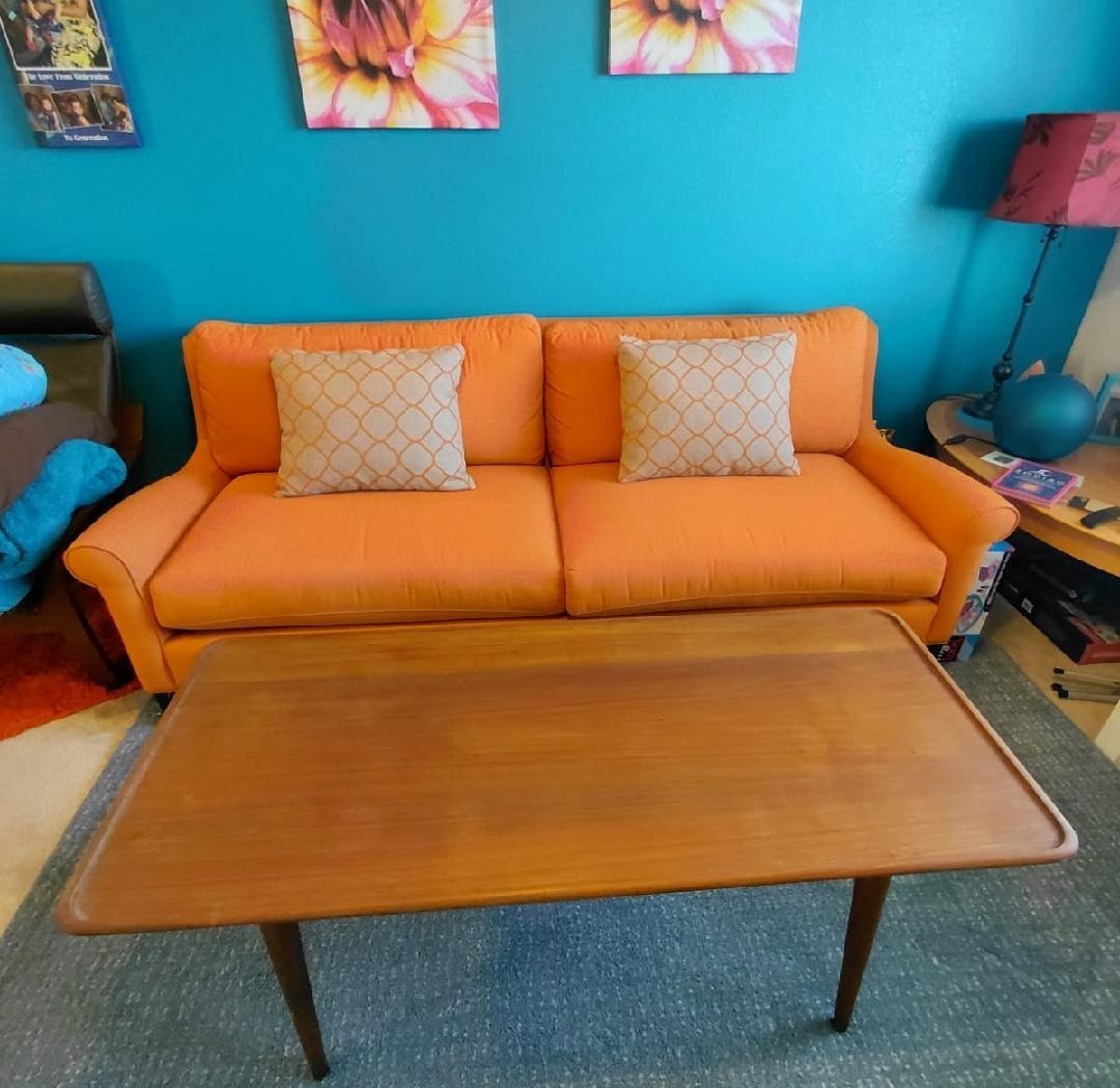 VINTAGE HANS J WEGNER AT-11 COFFEE TABLE IN BEAUTIFUL CONDITION