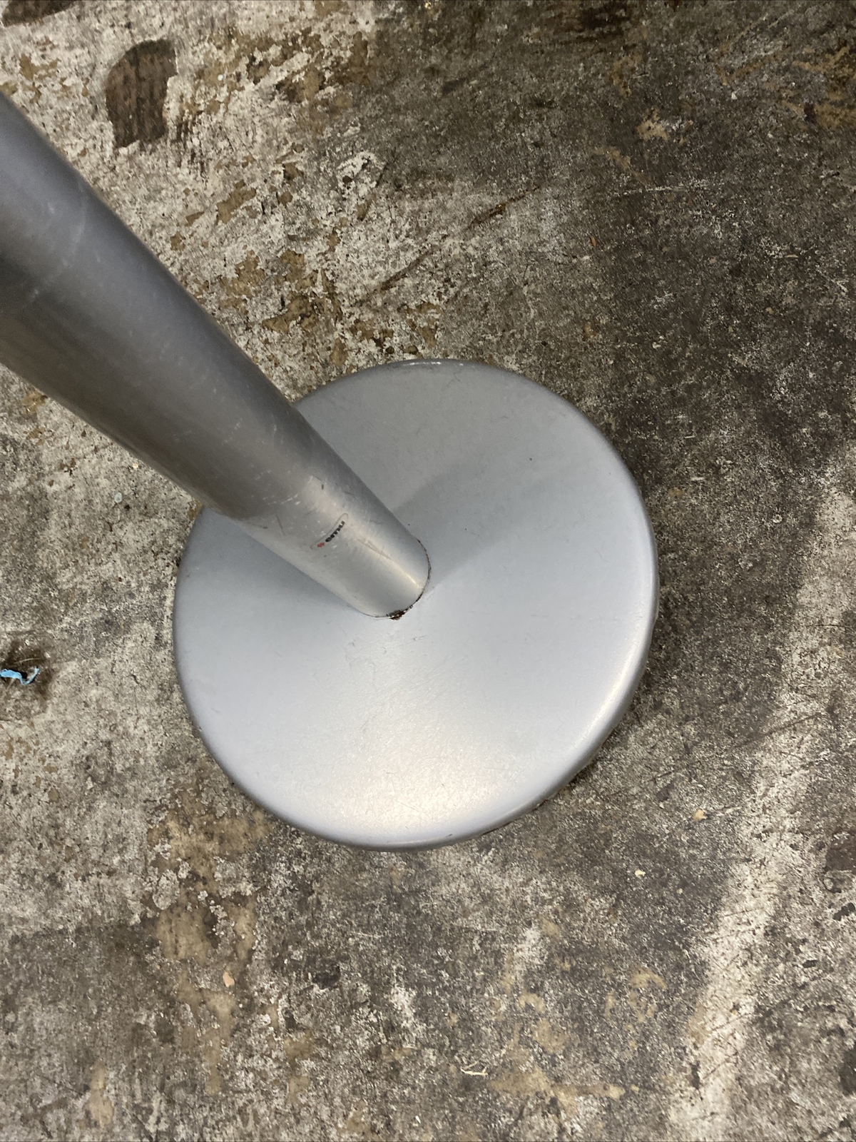 round steel table