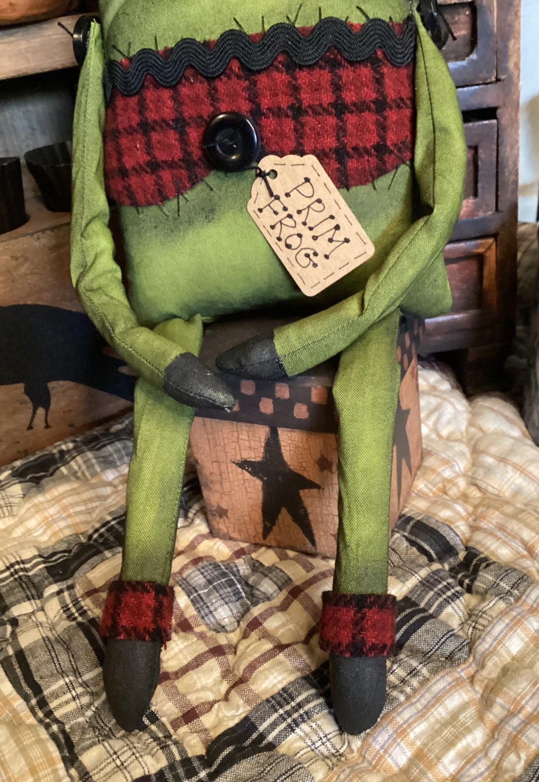 Primitive FROG DOLL TOAD DOLL Handmade OOAK Signed Dated THREADBARE PRIMITIVES
