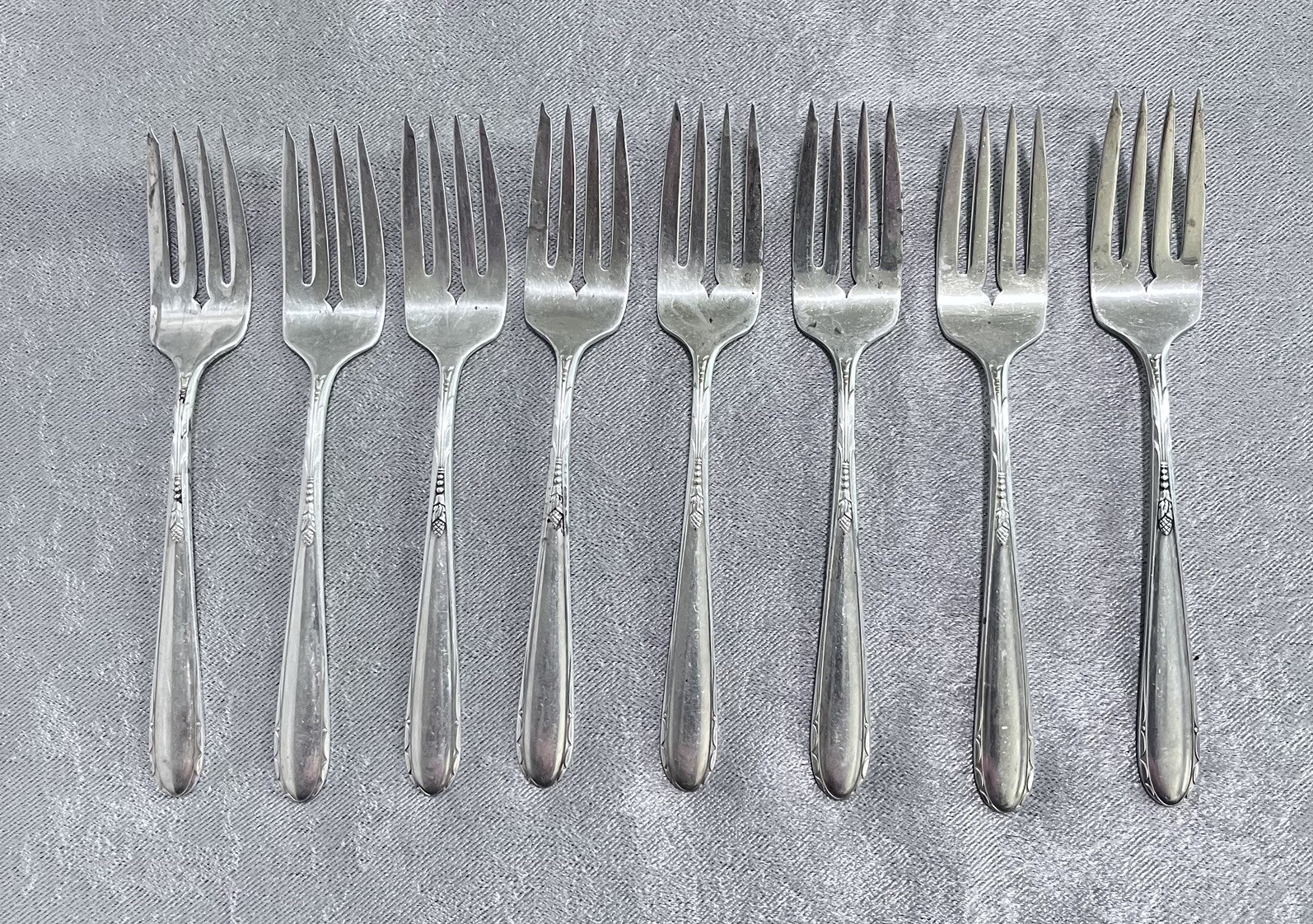 Oneida Heiress Sterling Flatware Set -39 Pc with original heavy case